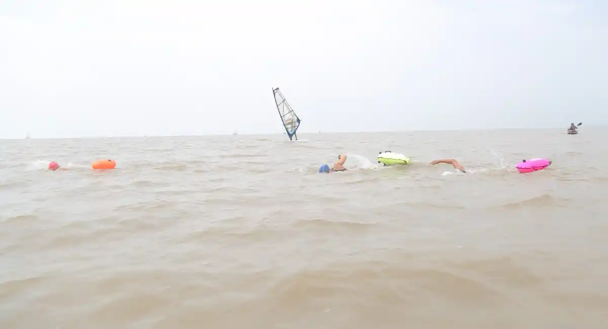 Los nadadores tucumanos tuvieron su primera experiencia en el Río de La Plata