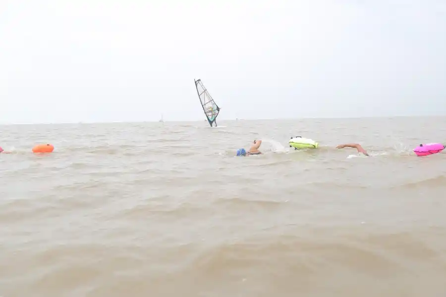 Los nadadores tucumanos tuvieron su primera experiencia en el Río de La Plata