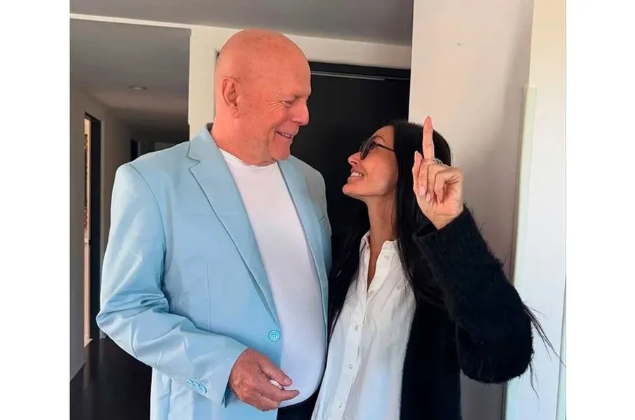 Bruce Willis reapareció en fotos de Demi Moore tras su diagnóstico de demencia