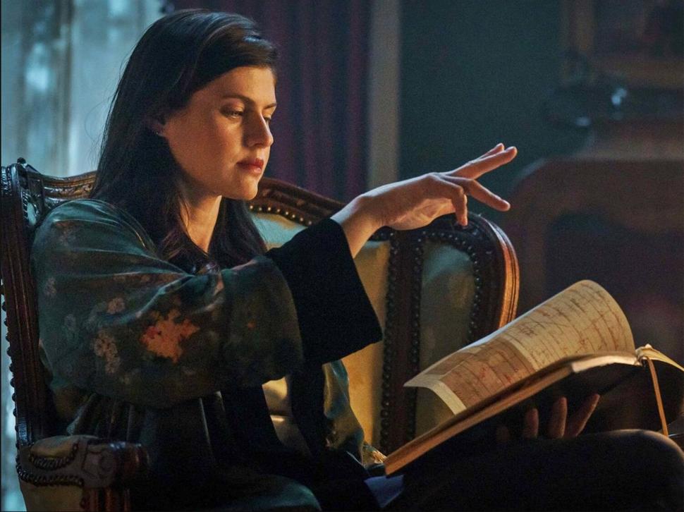 Streaming: Hollywood va por brujas, muñecas y cine mudo