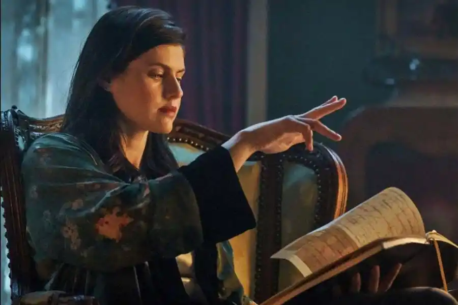 Streaming: Hollywood va por brujas, muñecas y cine mudo