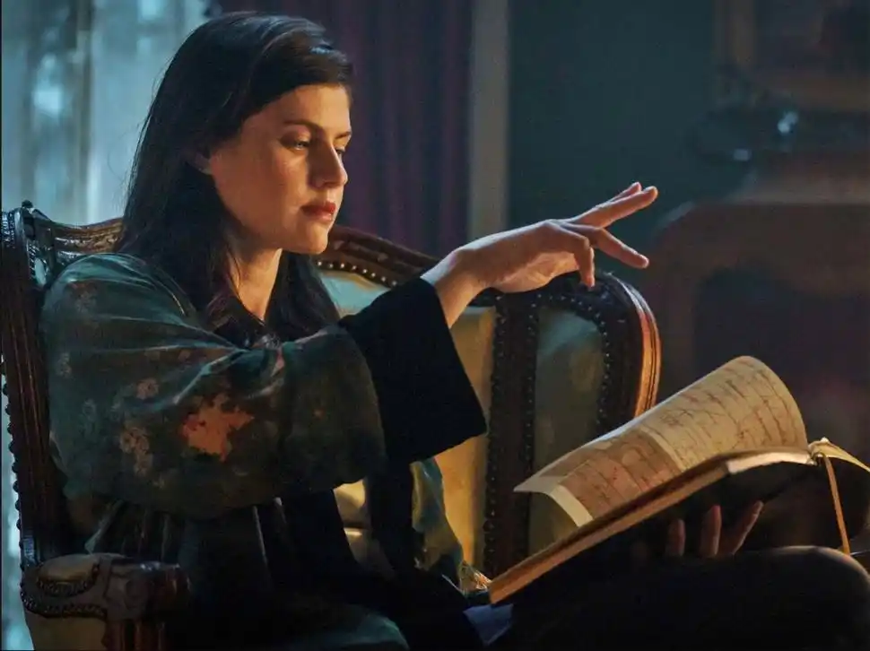 Streaming: Hollywood va por brujas, muñecas y cine mudo