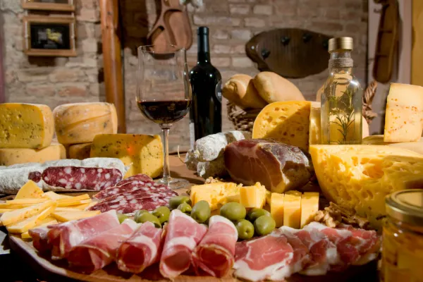 Semana Santa: tres destinos cordobeses imperdibles para los amantes de la gastronomía
