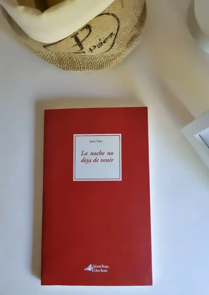 Decir el escándalo: Autobiografía cosmopolita de un escritor nacional