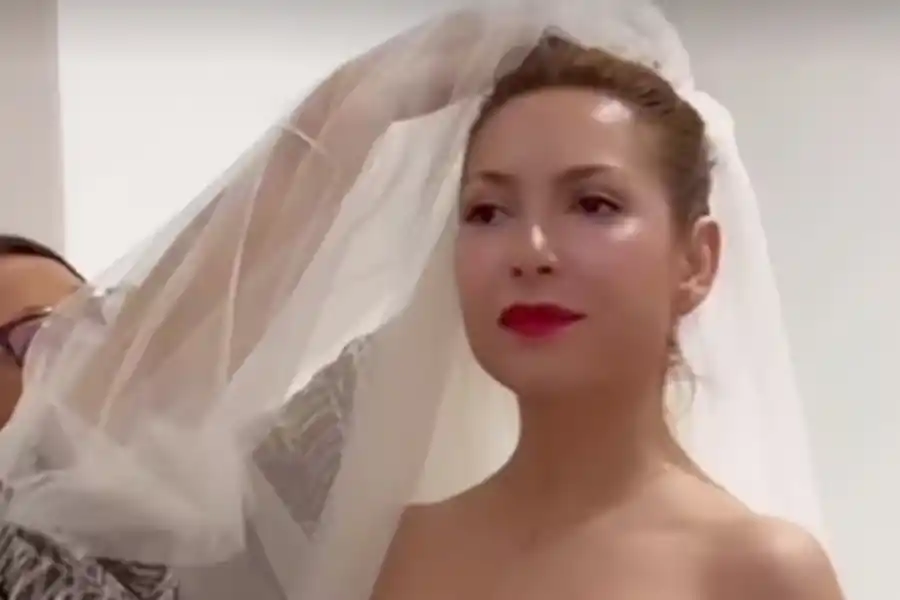 Fabiola Yáñez sorprendió a sus seguidores de Instagram con un vestido de novia