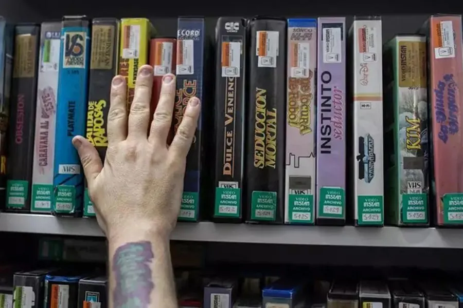 ENTRE LOS MÁS BUSCADOS. En sitios como eBay se ofrecen importantes sumas de dinero por películas de Disney en VHS. / EL PERIODICO DE ARAGÓN