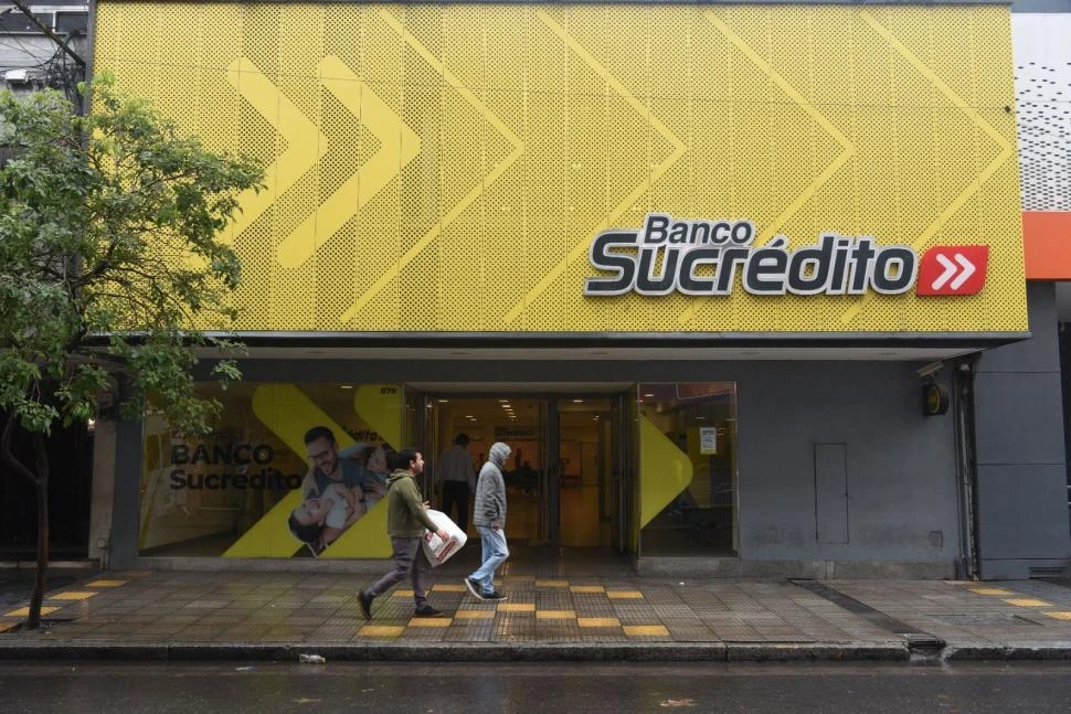 EN EL CENTRO DE LA POLÉMICA. La entidad crediticia asegura que Piccirillo trabajó en la firma 10 meses. LA GACETA/FOTO DE JOSÉ NUNO