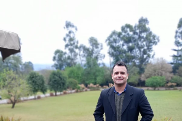 El vuelo compositivo del Chivo Valladares