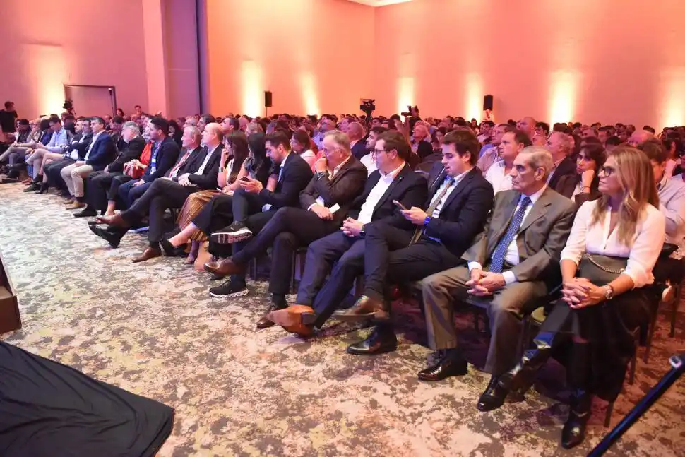 CONCURRENCIA. Panelistas e invitados siguen las disertaciones.