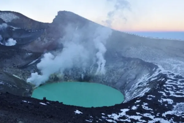 Alerta por actividad en un volcán cerca de Mendoza ante el riesgo de erupción