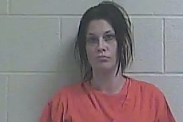 Internaron a una niña de dos años intoxicada con metanfetamina y detuvieron a su madre en EEUU