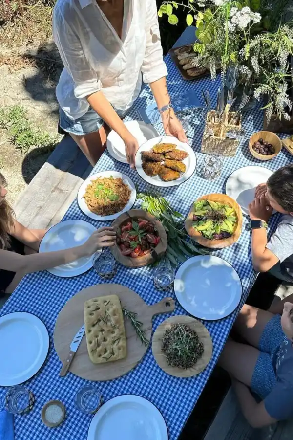 La vida como contenido: famosos que construyen su marca desde lo cotidiano