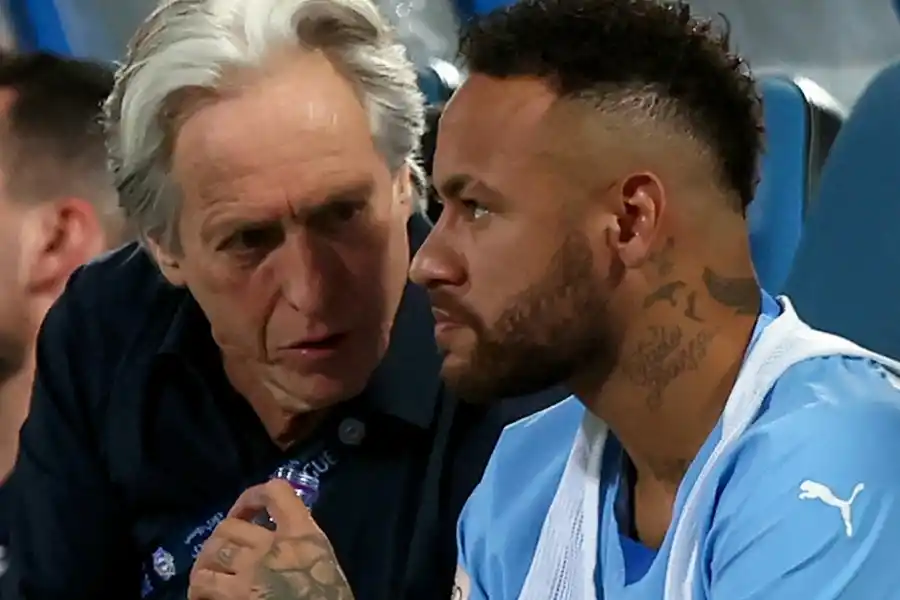 DESENCUENTROS. Durante su paso por Al Hilal, el astro brasileño no mantuvo una buena relación con el entrenador portugués.