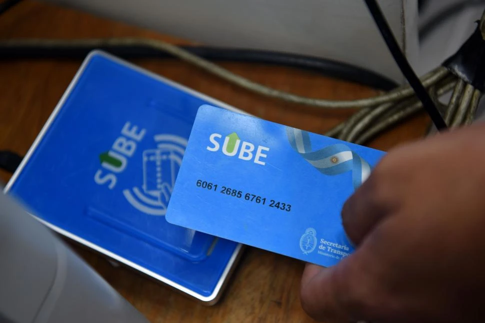 Novedades para la semana: entregan gratis la SUBE a empleados de comercio