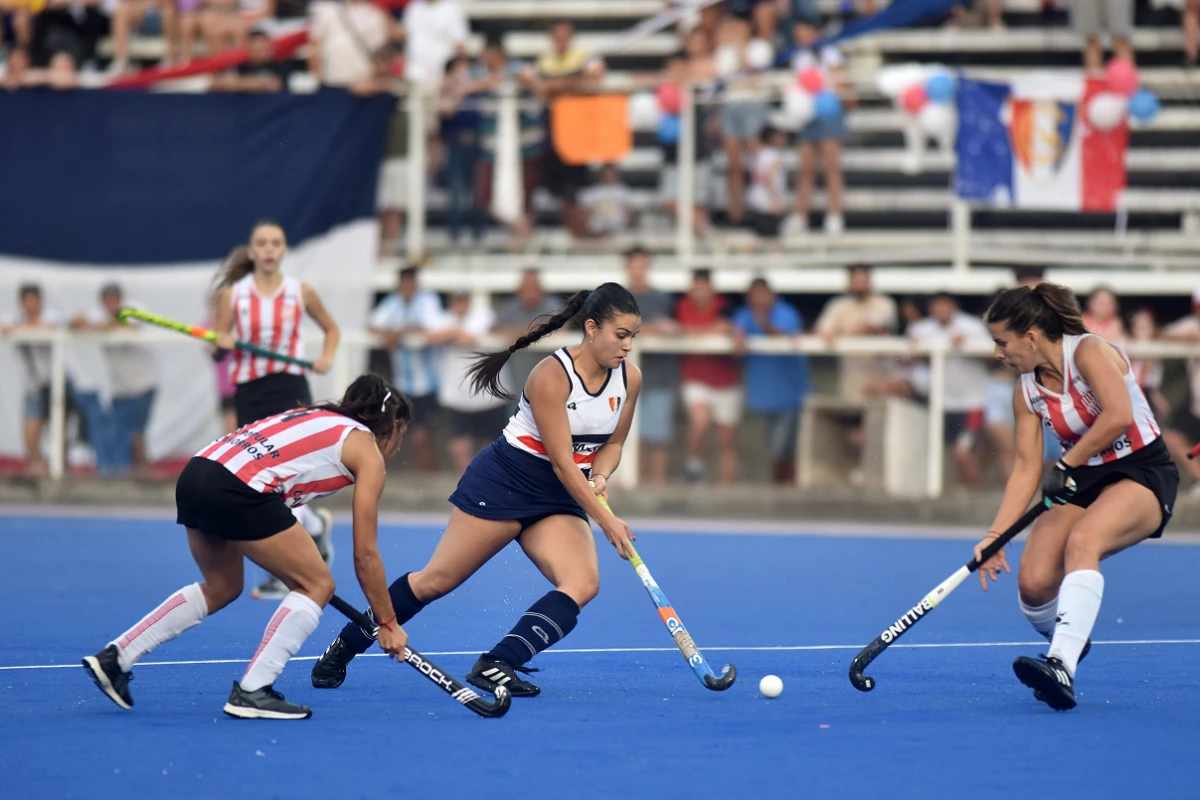 El hockey infantil en Tucumán es víctima de su propio éxito: los clubes tienen lista de espera y escasa infraestructura