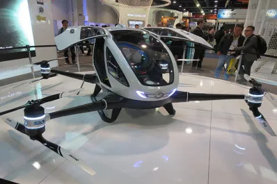 Video: La era de los taxis voladores despega en China