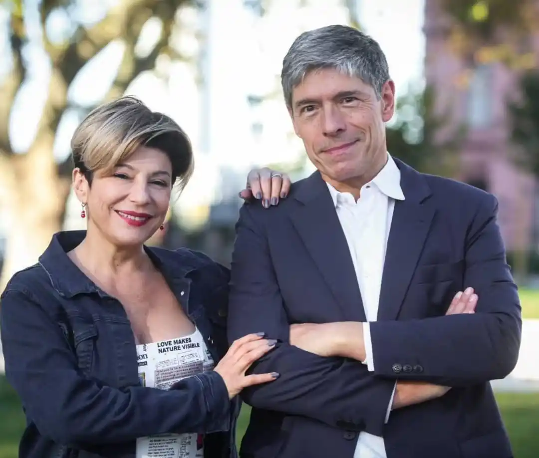 Carolina Papaleo y Juan Abal Medina. 