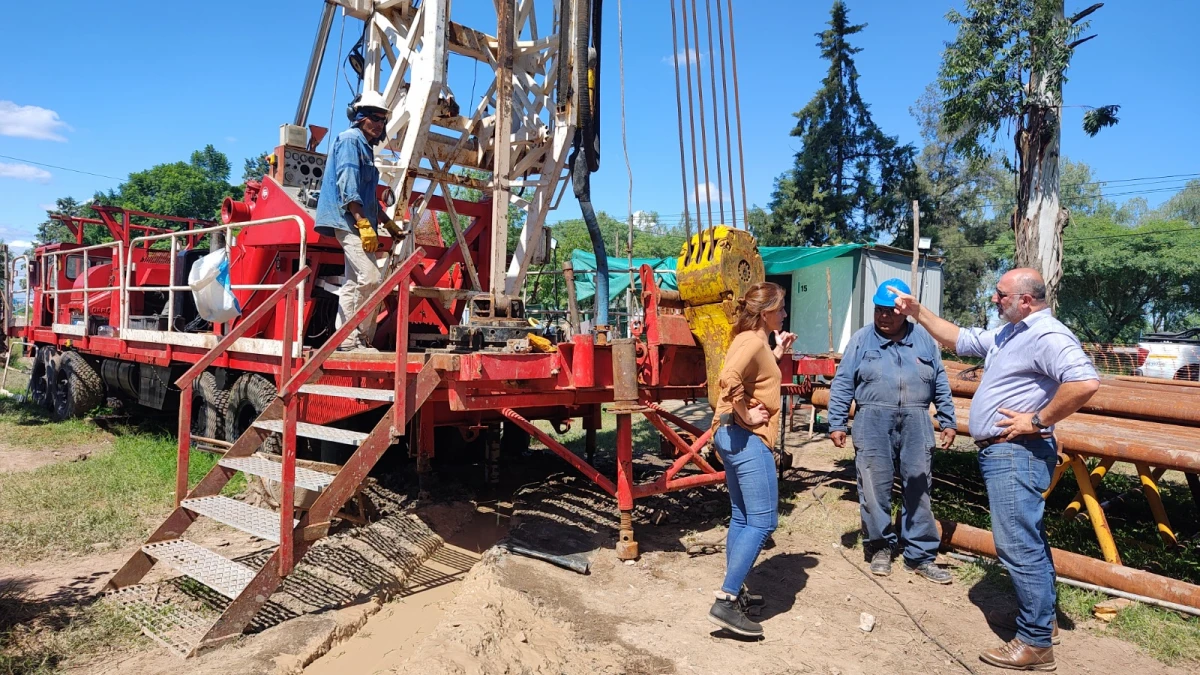 La SAT avanza con la perforación de un nuevo pozo de agua en el barrio Barrancas de Salí