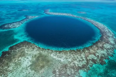 Descubren en el Gran Agujero Azul un patrón climático que preocupa a los científicos