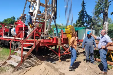 La SAT avanza con la perforación de un nuevo pozo de agua en el barrio Barrancas de Salí