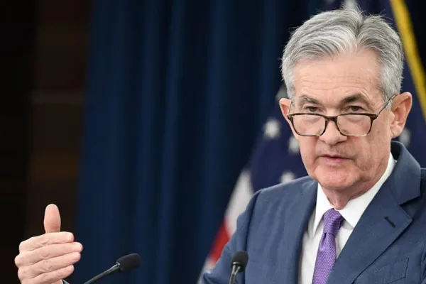 La Reserva Federal de EEUU criticó los aranceles de Trump y advirtió que causarán mayor inflación