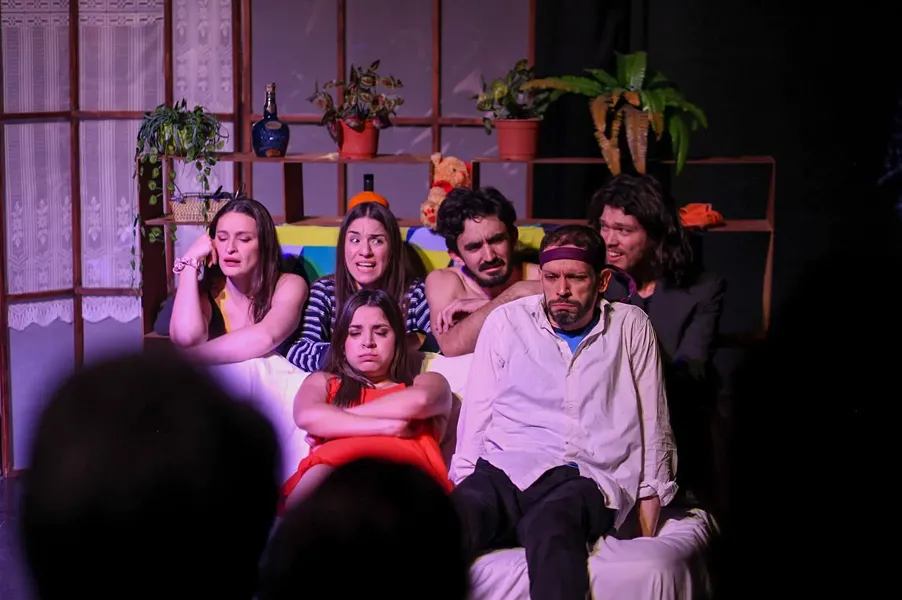 Así de simple, una comedia romántica dirigida por Pablo Parolo.