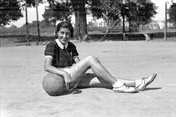 Recuerdos fotográficos: estrella de los “Cuervos”