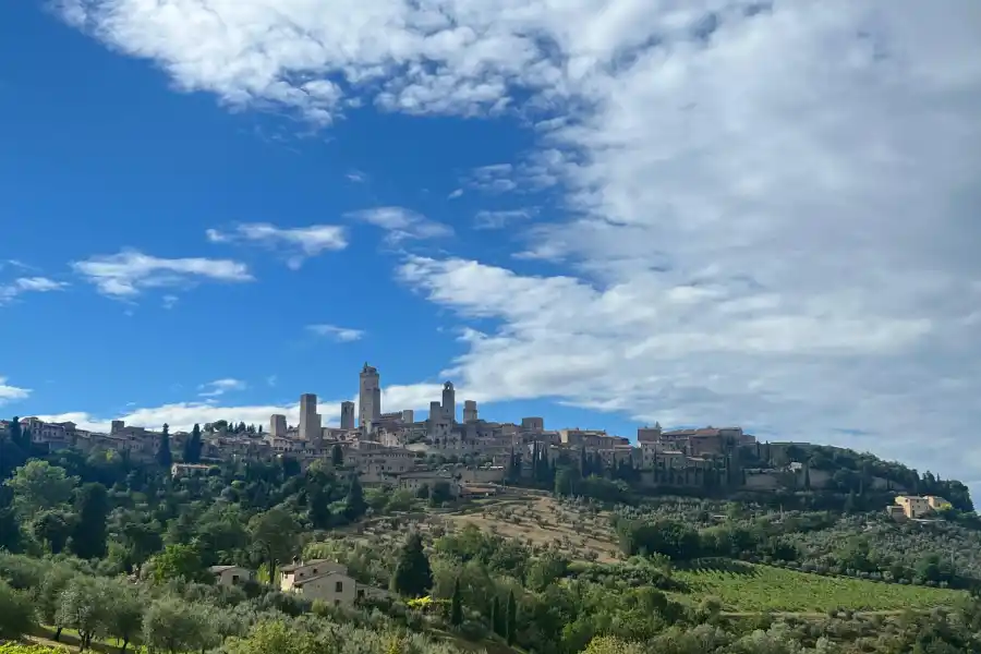 Guía de viaje a San Gimignano: la Manhattan medieval de Italia