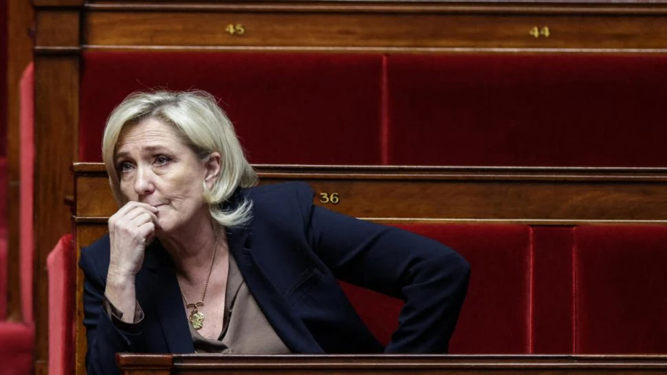 Condena a Marine Le Pen: “No es democracia”, dice Vance