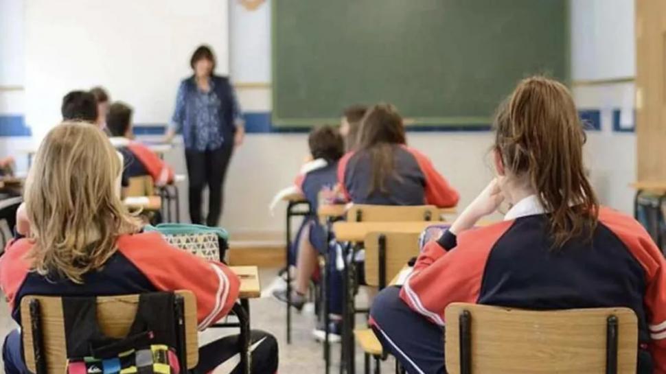 GRIETA. Los establecimientos privados y estatales, cada vez más lejos.