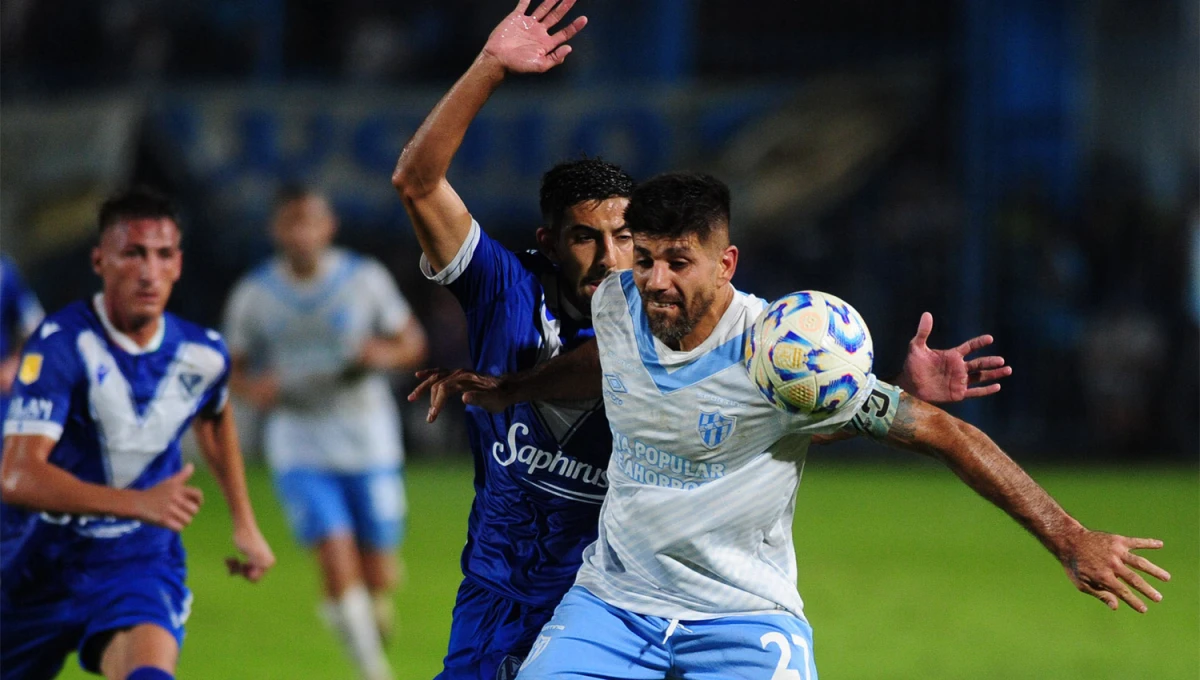 EN EL MONUMENTAL. Atlético Tucumán intentará volver al triunfo por la Liga Profesional ante un rival complejo.