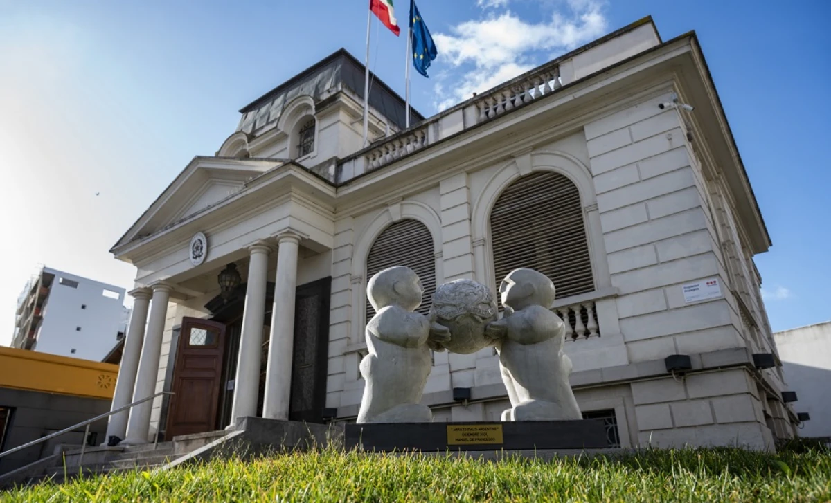 El Consualdo General de Italia anunció la reanudación de los turnos
