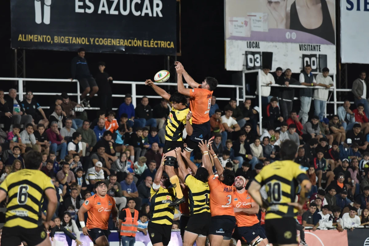 POR LOS AIRES. Santiago Aguilar gana en el line de Tarucas.