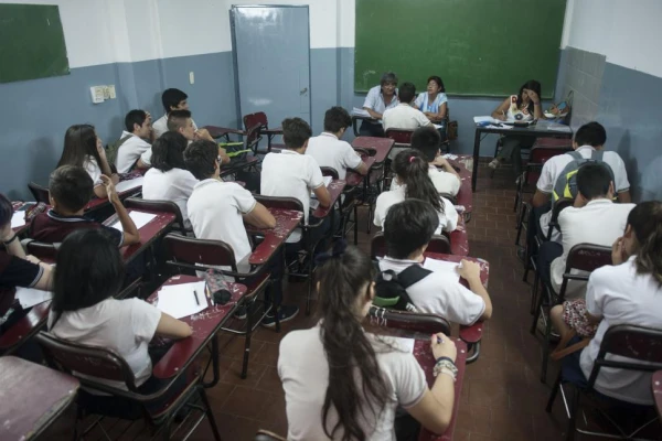 Más alumnos en la secundaria, pero aulas más desiguales