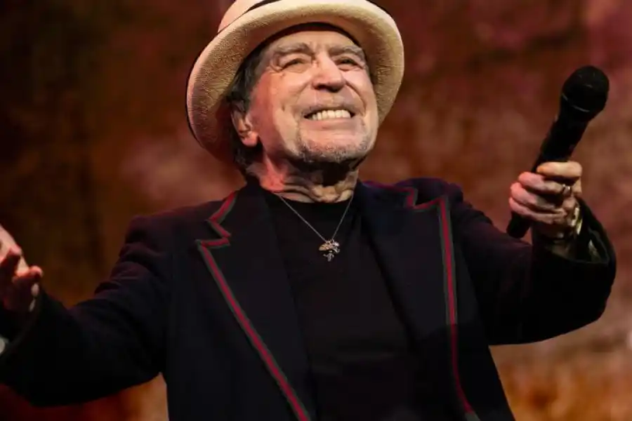 ANDALUZ. Sabina se presentó anoche en Buenos Aires, una vez más.