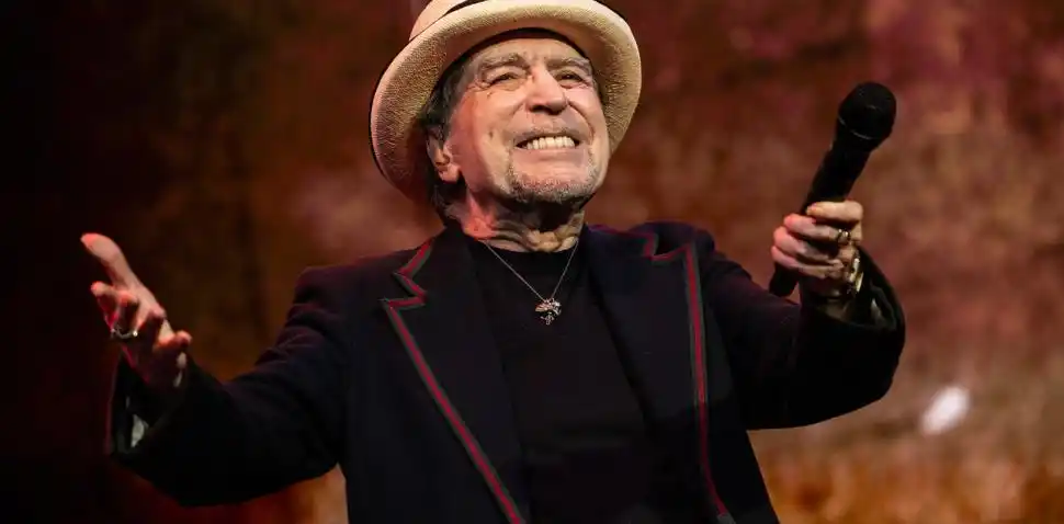 ANDALUZ. Sabina se presentó anoche en Buenos Aires, una vez más.