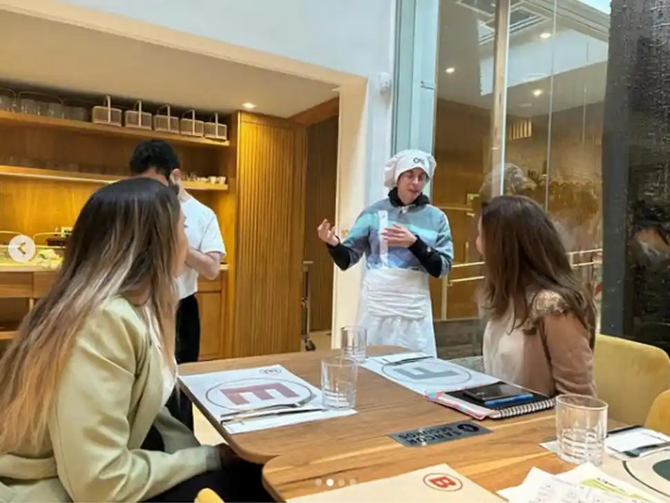 SALÓN. Una de las 83 mesas que posee el local gastronómico..