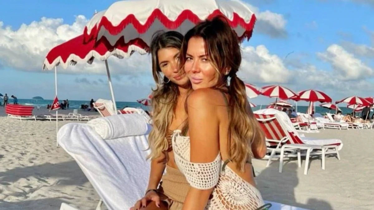 Karina Jelinek y Flor Parise se casarán en las playas de México