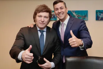 Antes del paro y en medio del cimbronazo global, Javier Milei viaja a Paraguay