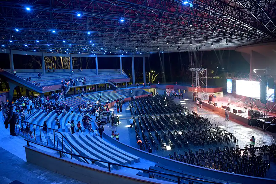 REACONDICIONADO. El coliseo mostrará todas sus luces a pleno esta noche.