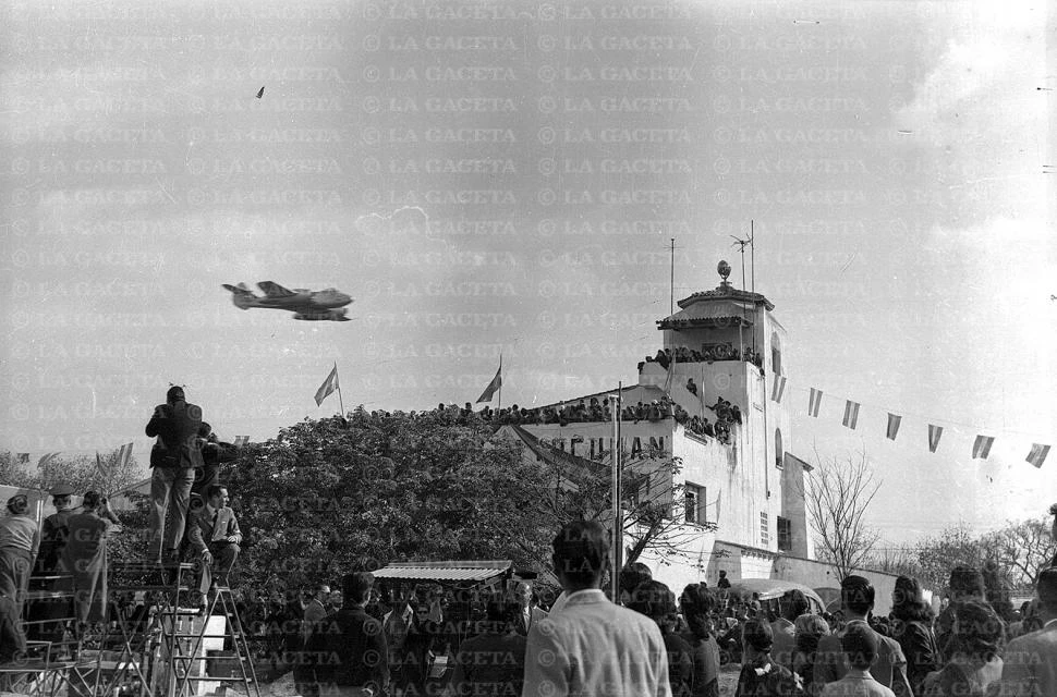 Recuerdos fotográficos: por el parque, con cinturones ajustados