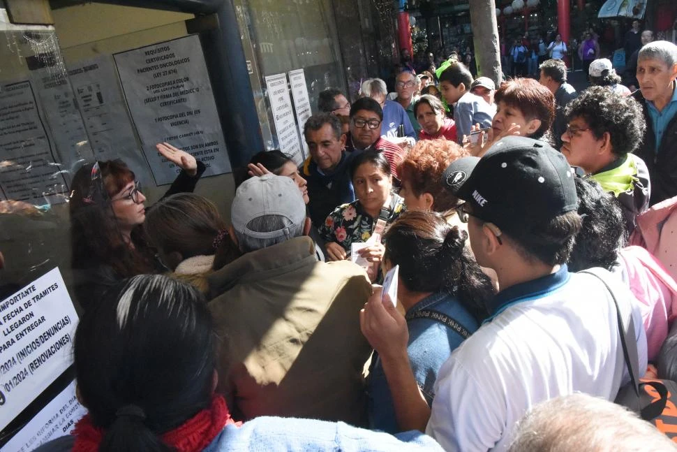 PLAZO. Hasta el 24 de abril funcionarán los pases provisorios actuales. 