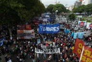 La CGT salió a las calles en la antesala de un nuevo paro general