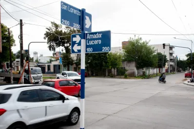 Ya funcionan los nuevos semáforos en la esquina de San Lorenzo y Amador Lucero