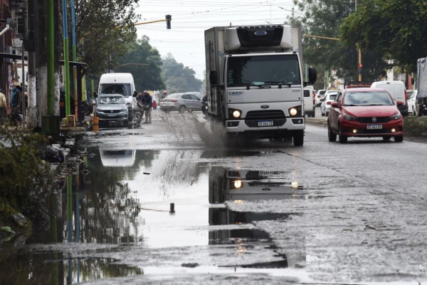 En Tucumán hay una avenida que conduce a la decadencia