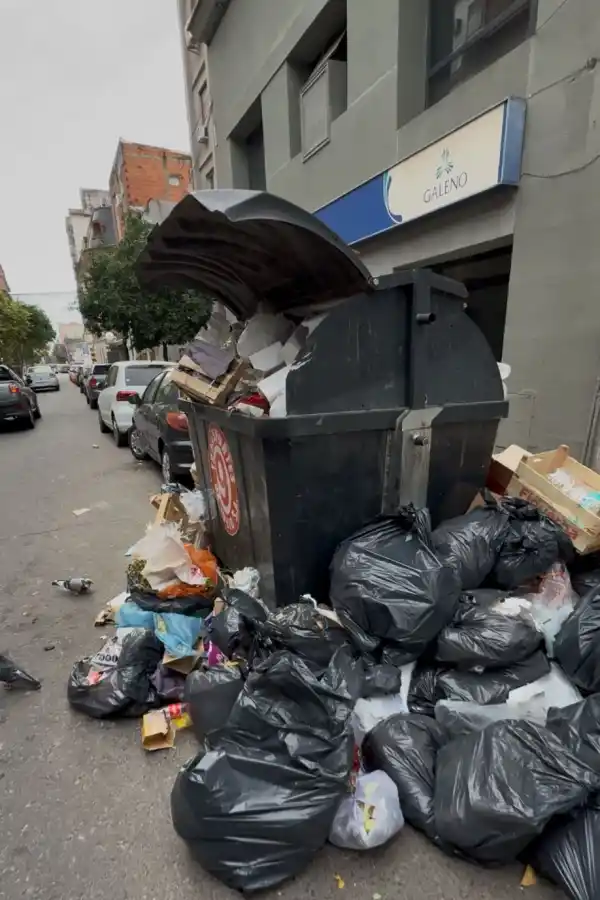 Calles tucumanas que huelen a descuido: el paro dejó basura, pero también preguntas