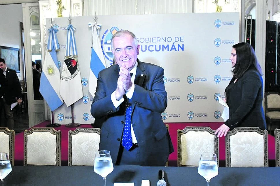 La semana del vuelo apurado, de la reelección de Jaldo y de los enredos