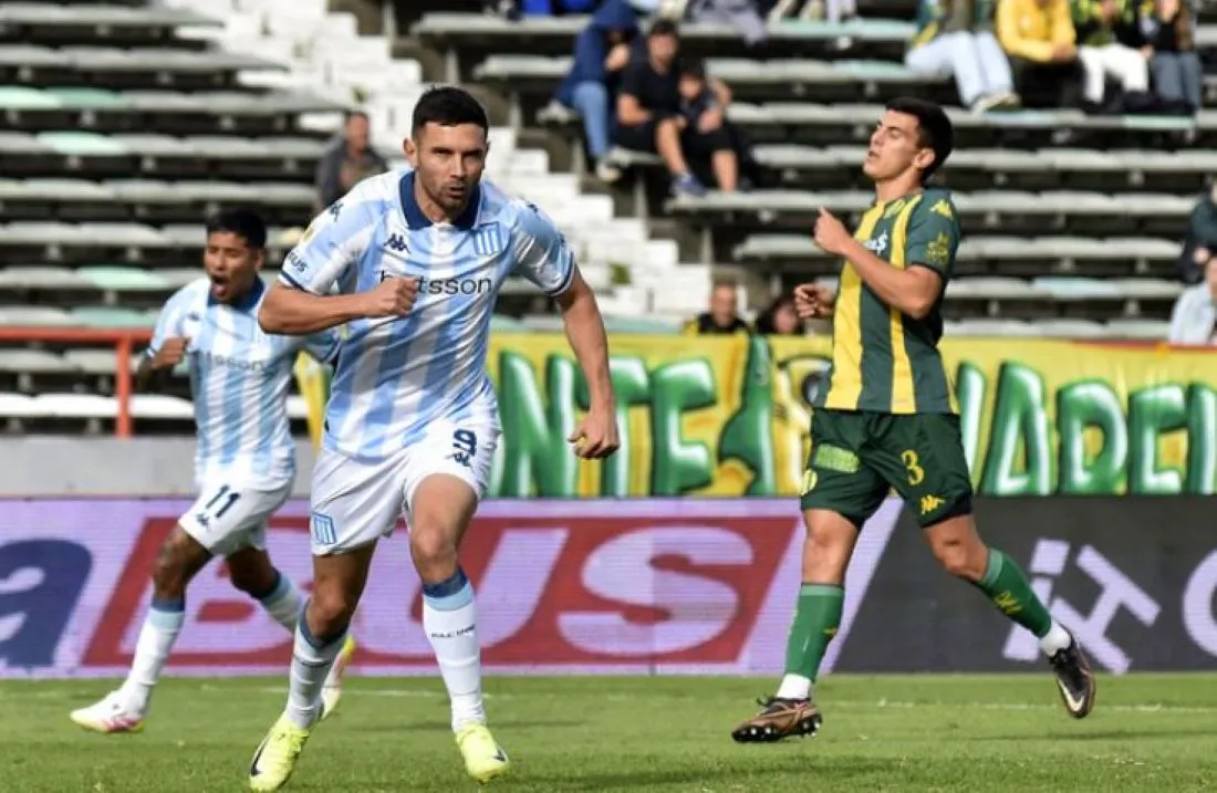 EFECTIVO. Martínez, con nueve goles, es el goleador del torneo, supera por uno a Gabriel Ávalos de Independiente.