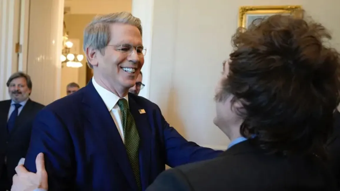 SCOTT BESSENT. El secretario del Tesoro de EEUU y Javier Milei.