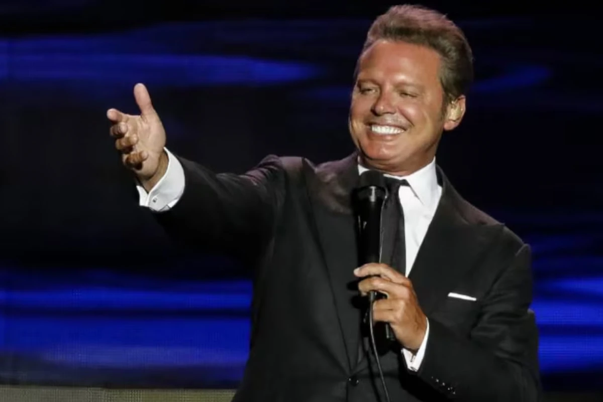Luis Miguel reapareció con un nuevo proyecto.